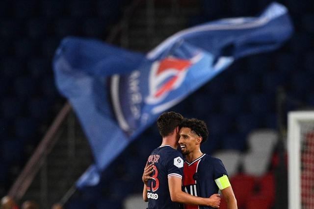 莱万：不懂2020金球为何取消 足球有关生意政治